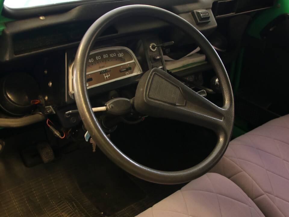 Image 12/35 de Citroën 2 CV 6 (1987)