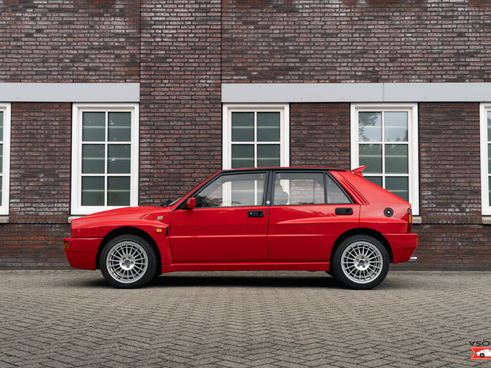 Image 1/32 of Lancia Delta HF Integrale Evoluzione I (1991)