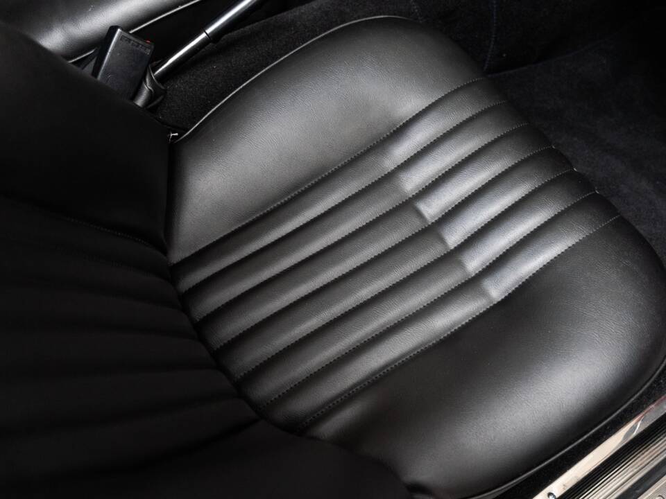 Bild 20/32 von Alfa Romeo Giulia 1600 GT Junior (1972)