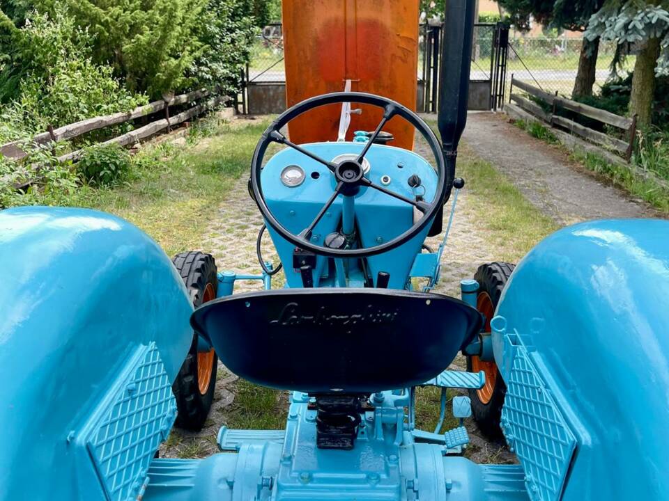 Image 12/52 of Lamborghini 2R (1965)