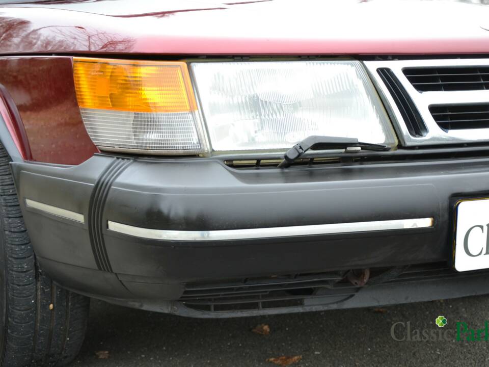 Image 50/50 de Saab 900 2.1 i 16V (1993)