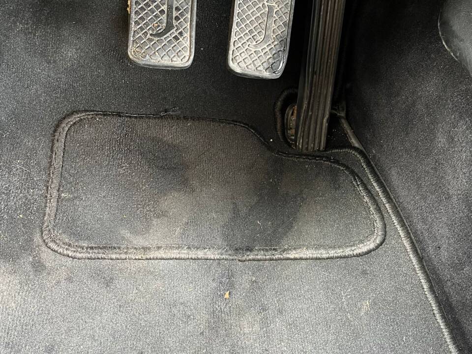 Image 24/51 of Jaguar 420 (1967)