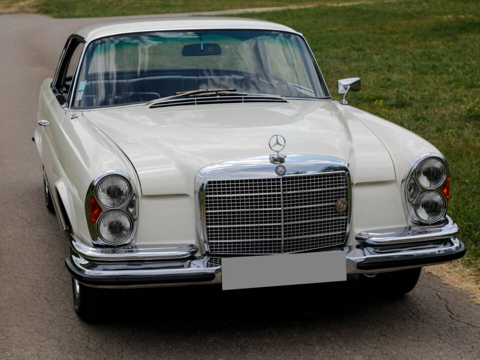 Image 49/50 of Mercedes-Benz 280 SE 3,5 (1970)