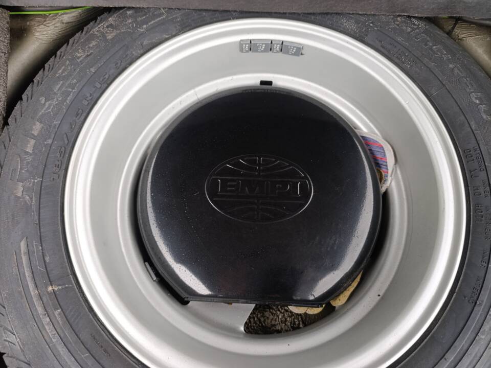 Image 9/22 of Volkswagen Beetle 1303 LS (1979)