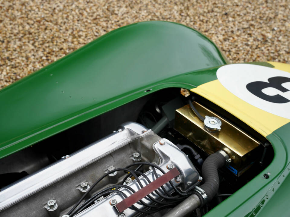 Image 50/50 of Lister Knobbly (1959)