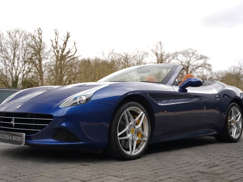 Bild 11/50 von Ferrari California T (2016)