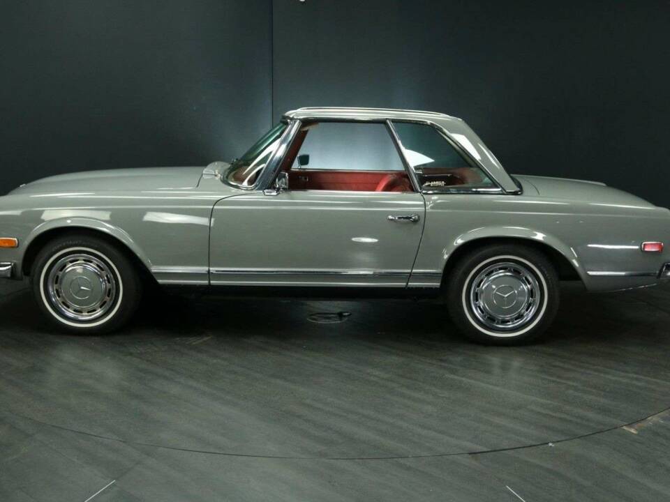 Bild 27/50 von Mercedes-Benz 250 SE (1968)