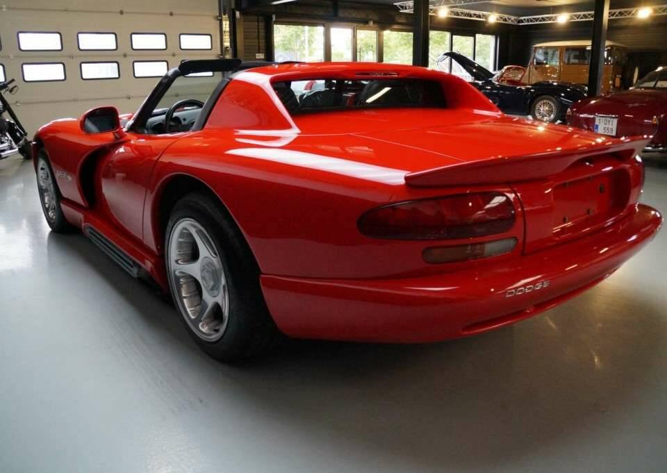 Immagine 46/50 di Dodge Viper RT&#x2F;10 (1994)