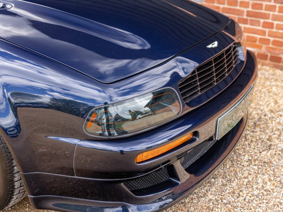 Immagine 28/50 di Aston Martin V8 Vantage V550 (1999)