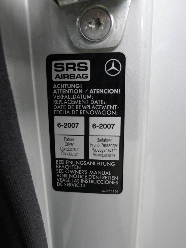 Image 22/47 of Mercedes-Benz 500 SL (1992)