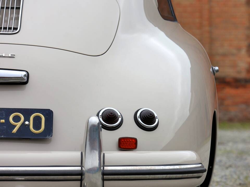 Afbeelding 64/79 van Porsche 356 1500 (1954)