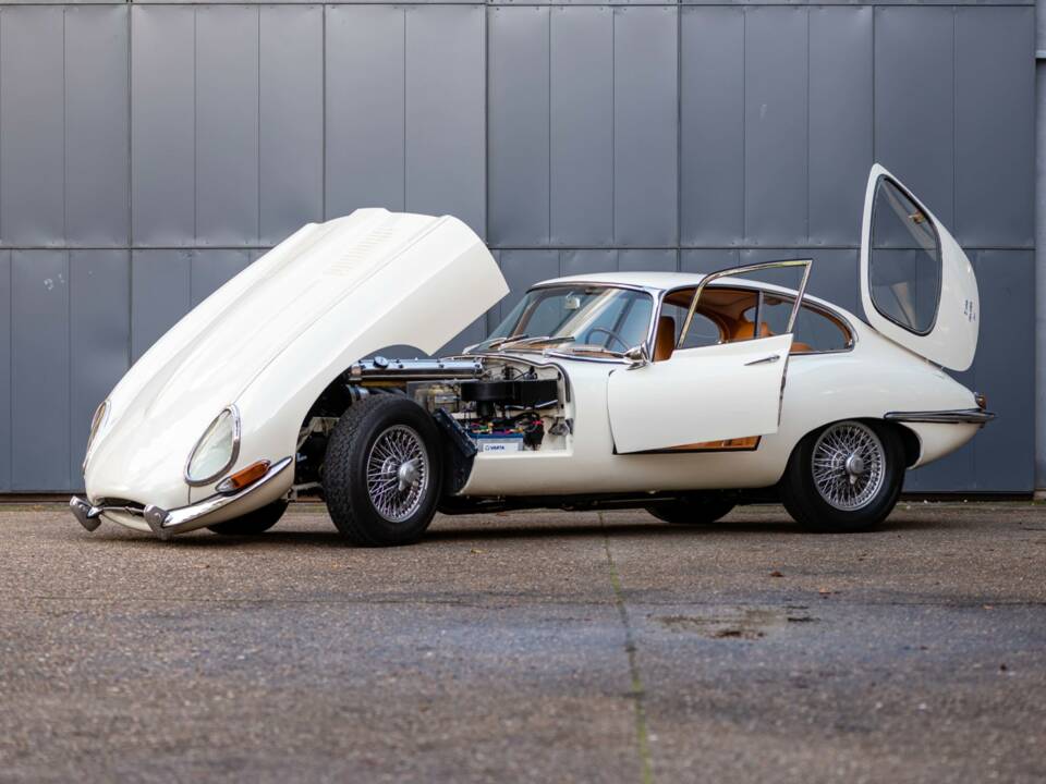 Imagen 15/50 de Jaguar E-Type 4.2 (1965)