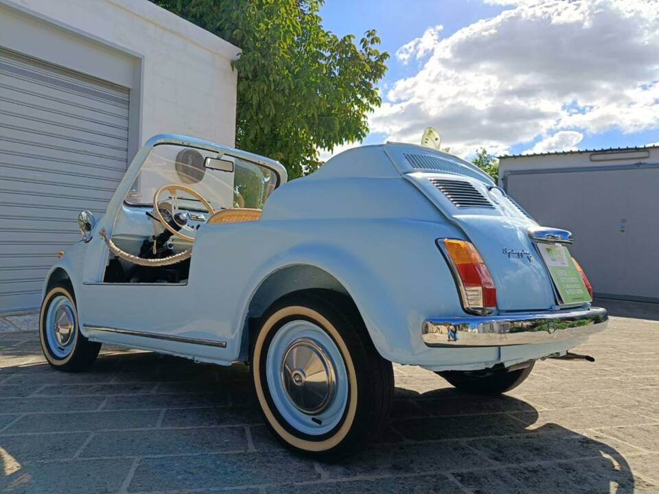 Bild 44/50 von FIAT 500 L (1971)
