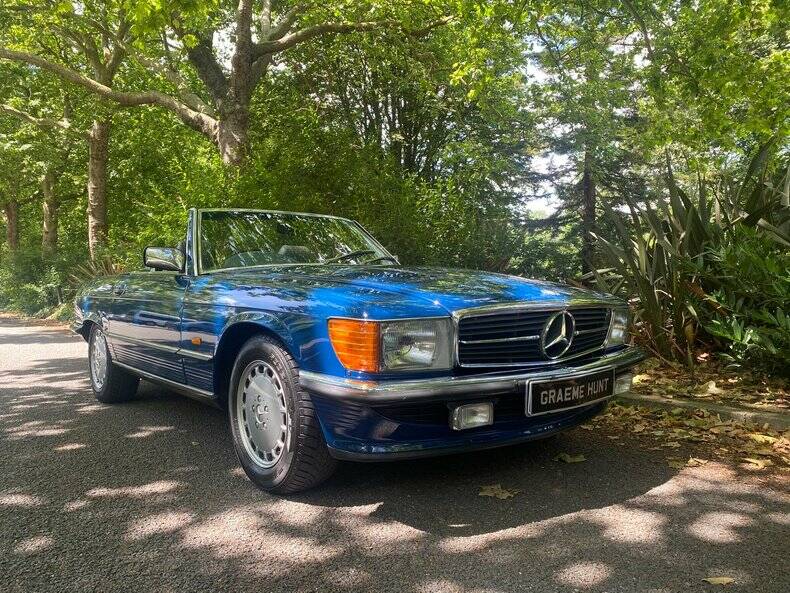 Image 41/50 of Mercedes-Benz 300 SL (1988)