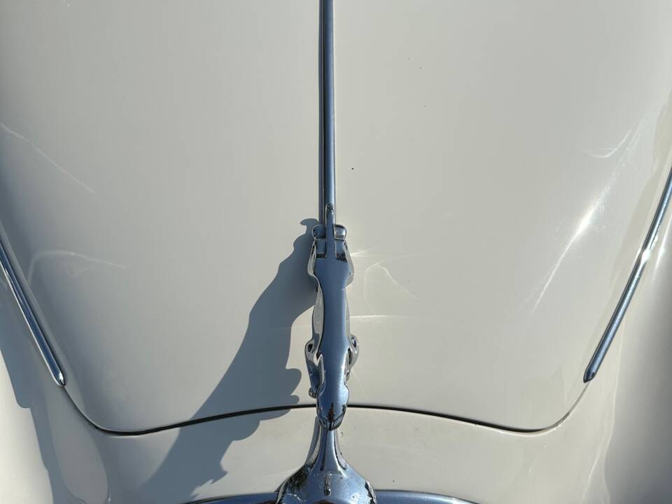 Image 25/75 of Jaguar Mk II 3.4 (1964)