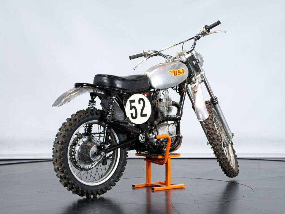 Bild 4/50 von BSA DUMMY (1974)