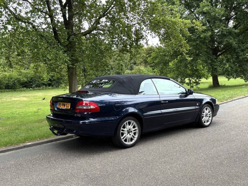 Image 6/21 de Volvo C70 2.0 T (2001)