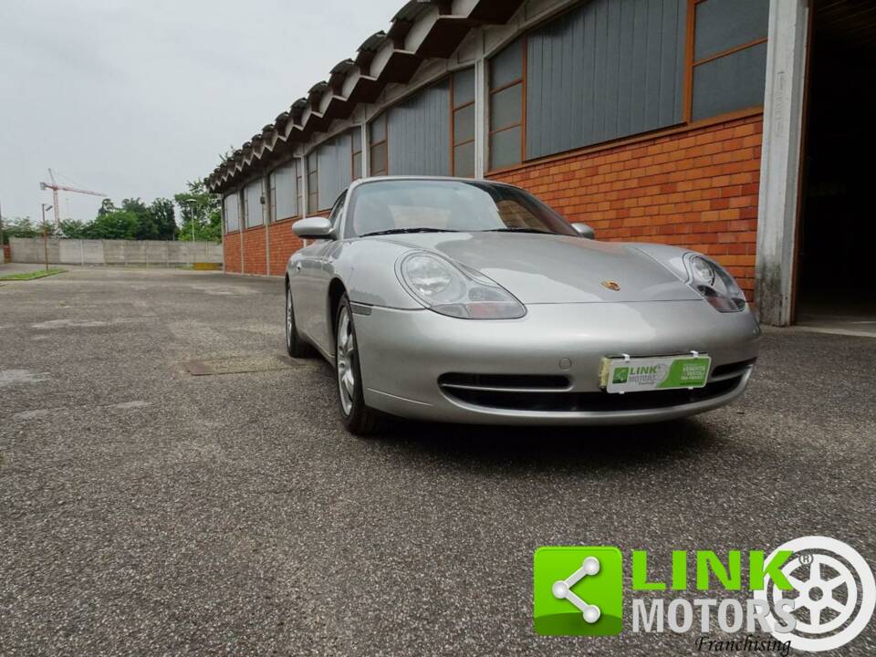 Image 7/10 of Porsche 911 Carrera (2000)