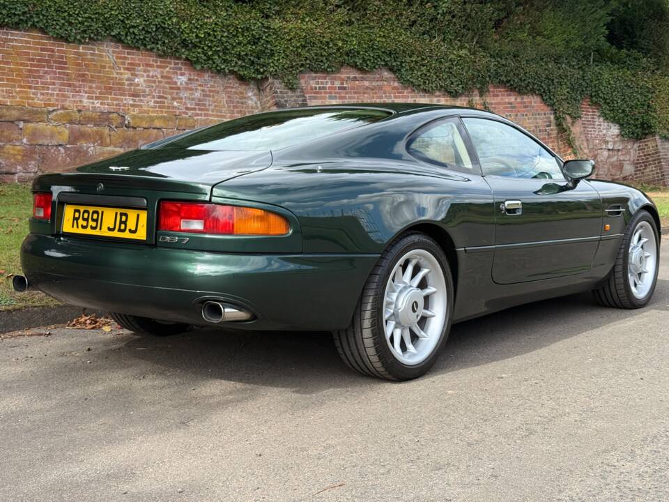 Afbeelding 3/21 van Aston Martin DB 7 (1998)