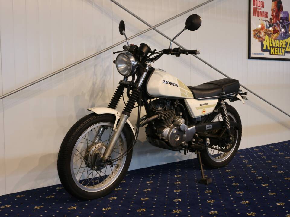 Bild 18/26 von Honda CL 250 S (1900)