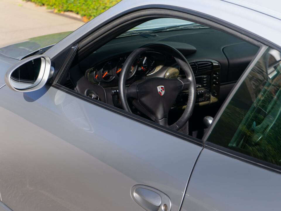 Bild 13/29 von Porsche 911 GT3 (2001)