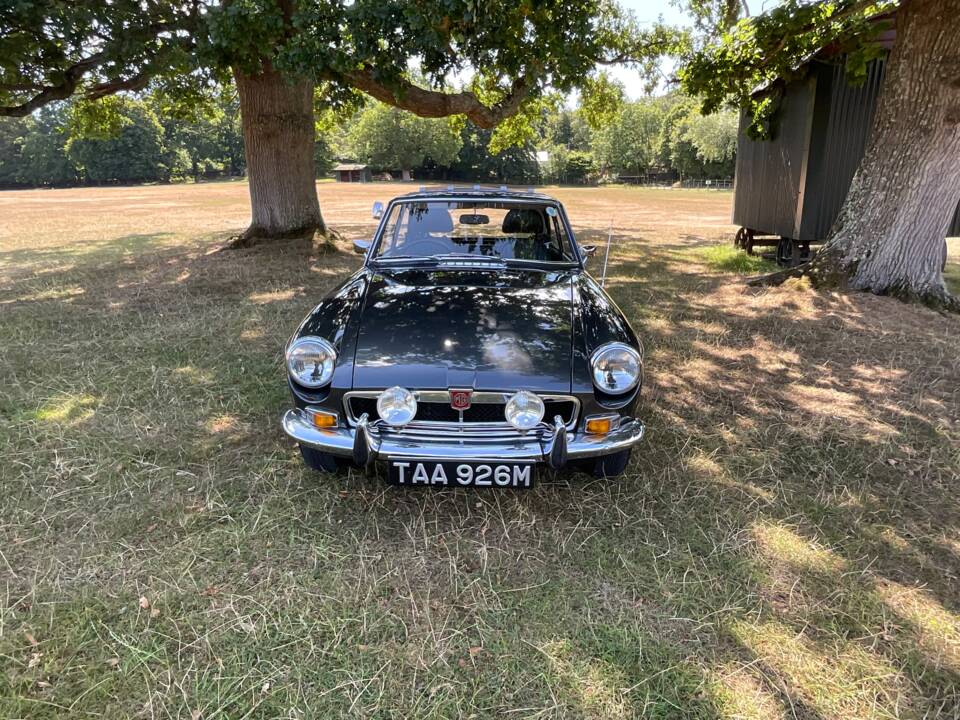 Imagen 11/45 de MG MGB GT (1974)