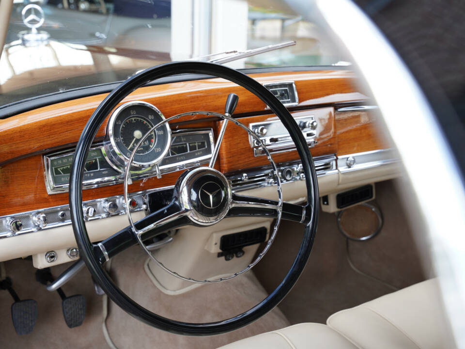 Bild 46/50 von Mercedes-Benz 300 Sc (1957)