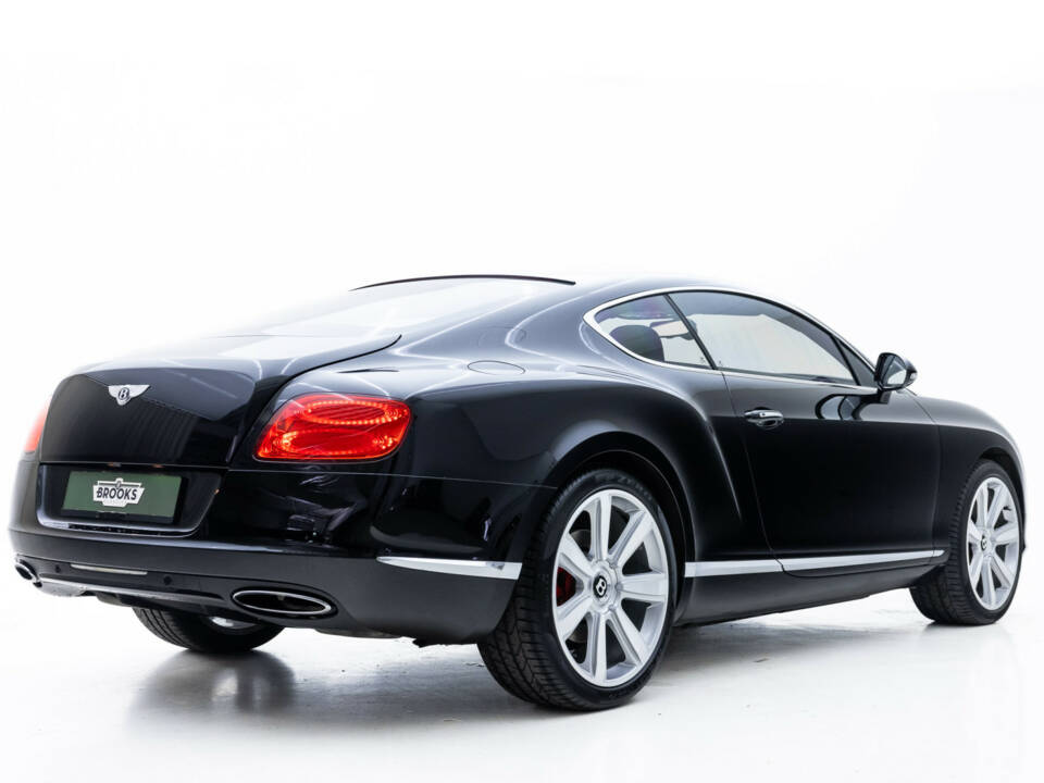 Image 40/42 of Bentley Continental GT (2012)