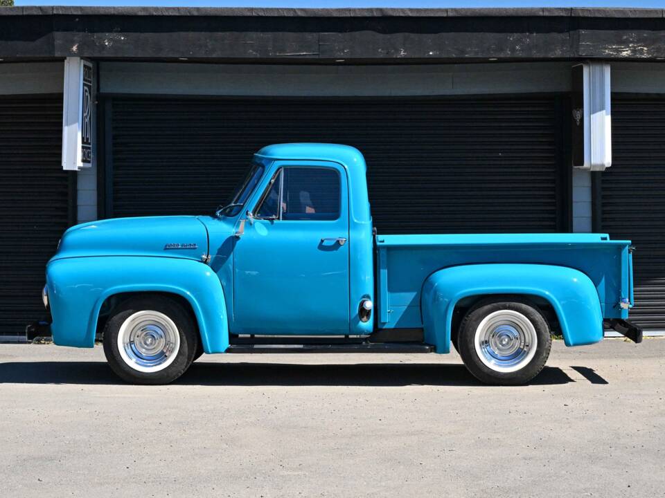 Image 2/50 de Ford F-100 (1954)
