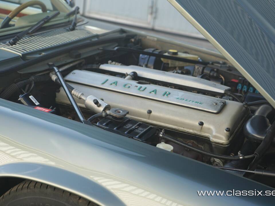 Afbeelding 7/22 van Jaguar XJS 4.0 Celebration (1996)