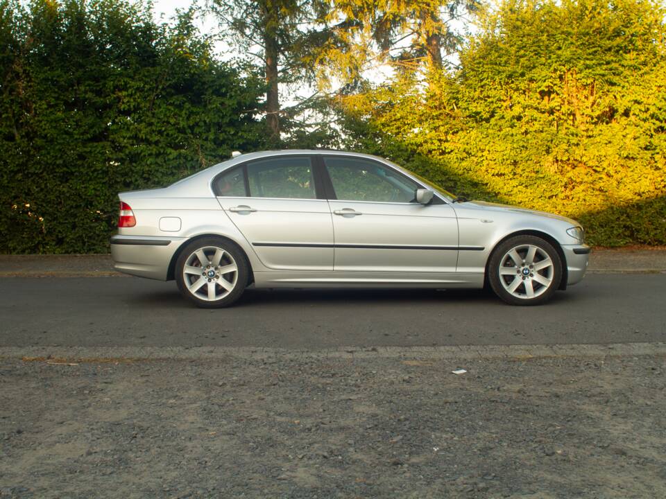 Afbeelding 33/58 van BMW 330i (2002)