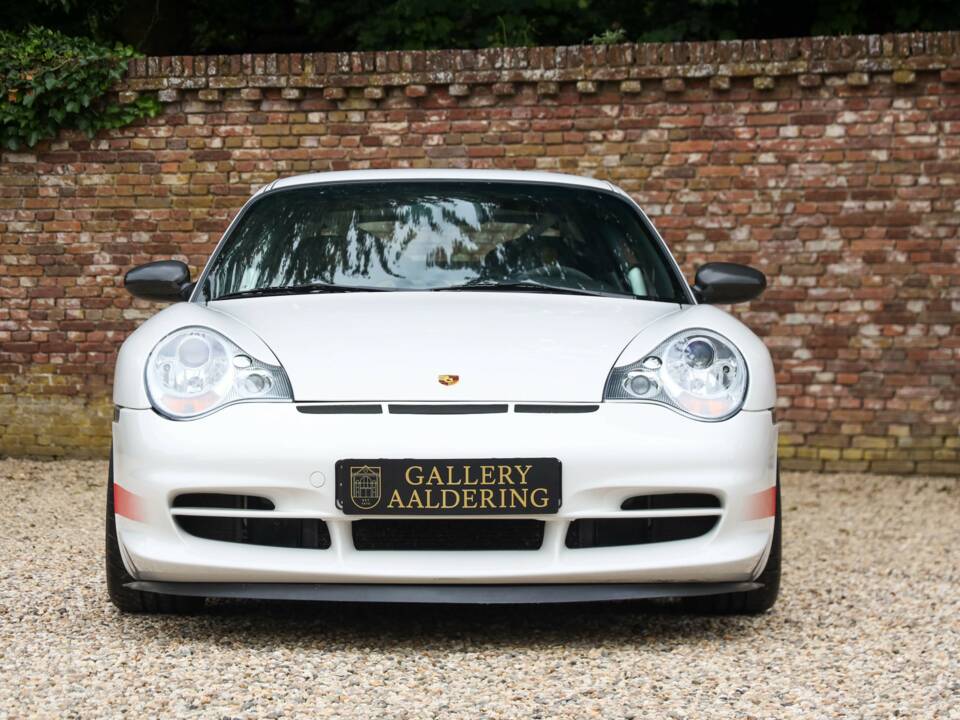 Immagine 40/50 di Porsche 911 GT3 RS (2004)