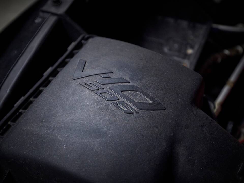 Immagine 90/100 di Dodge Ram SRT 10 (2006)