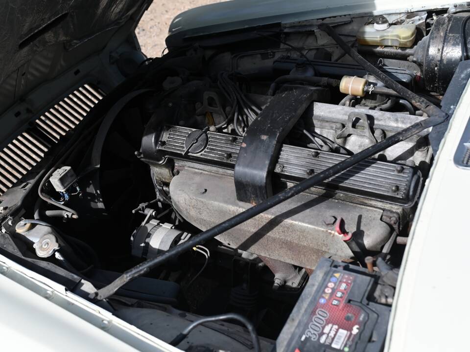 Image 5/20 de Jaguar XJ 6 L 4.2 (1978)