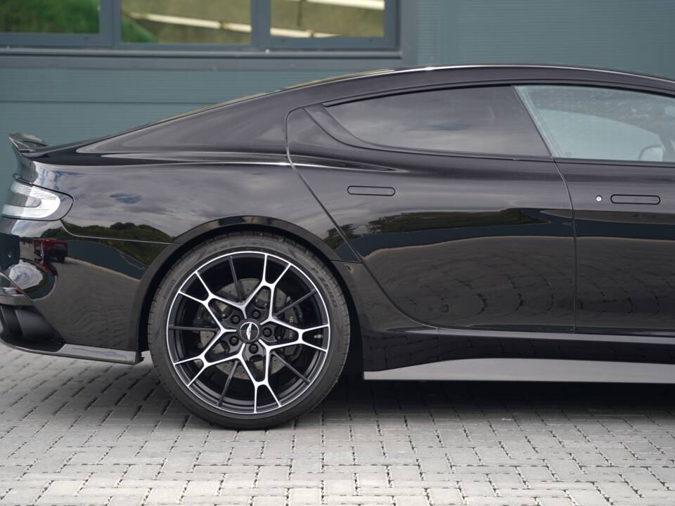 Image 23/50 of Aston Martin Rapide AMR (2019)