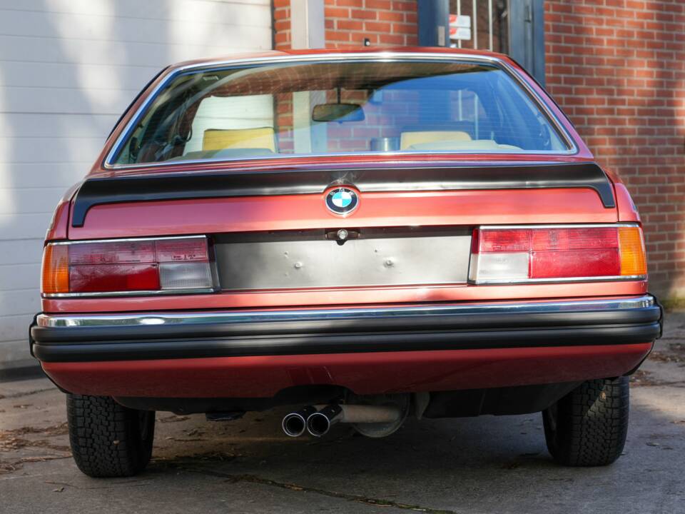 Bild 19/46 von BMW 635 CSi (1981)