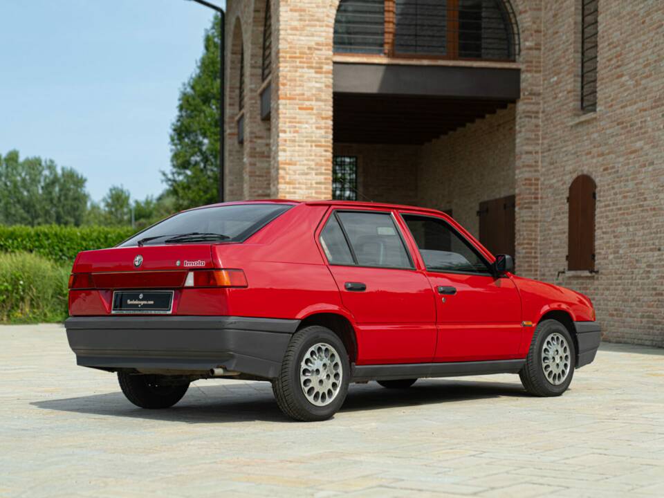 Afbeelding 3/45 van Alfa Romeo 33 - 1.3 (1991)