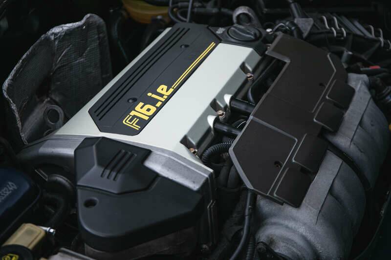 Bild 12/50 von Renault Clio I Williams (1994)