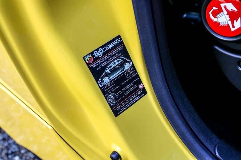 Immagine 41/41 di Abarth 695 Biposto (2006)