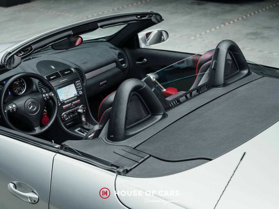 Bild 16/24 von Mercedes-Benz SLK 55 AMG (2005)