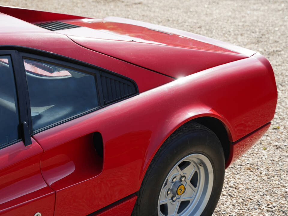 Image 48/50 de Ferrari 308 GTB (1977)
