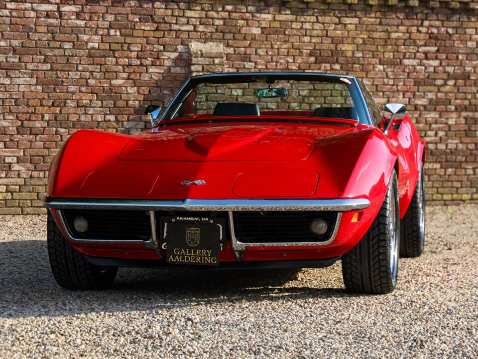 Image 19/50 of Chevrolet Corvette Stingray (1969)