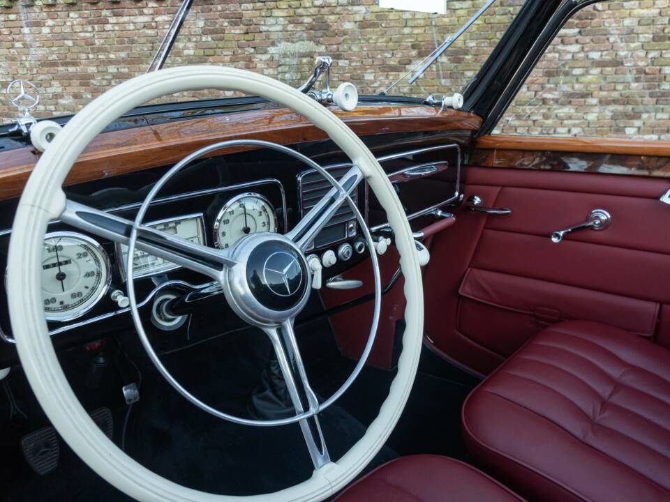 Bild 49/50 von Mercedes-Benz 230 Cabriolet A (1939)