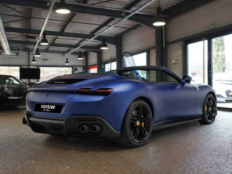 Image 2/12 of Ferrari Roma Spider (2024)
