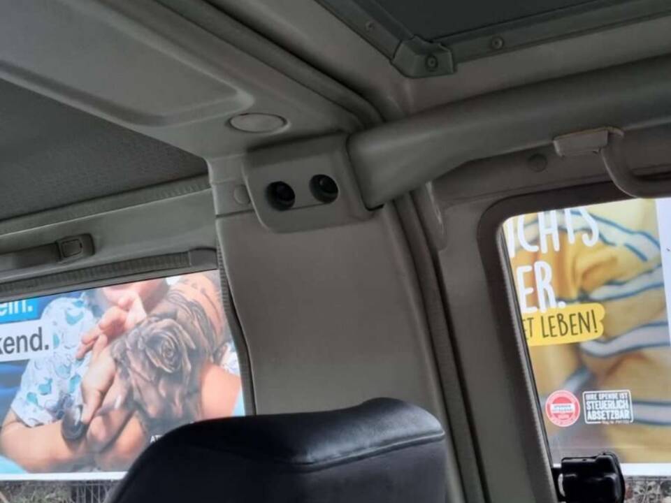 Immagine 13/19 di Toyota Land Cruiser Turbo LJ 70 (1987)