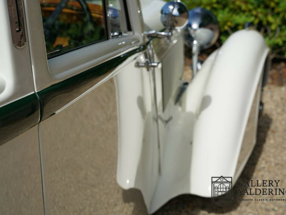 Bild 25/50 von Bentley 3 1/2 Liter Park Ward FHC (1933)