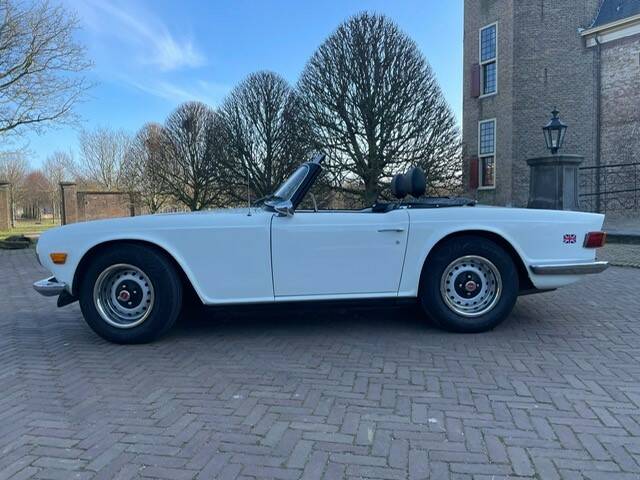 Immagine 2/4 di Triumph TR 6 (1974)