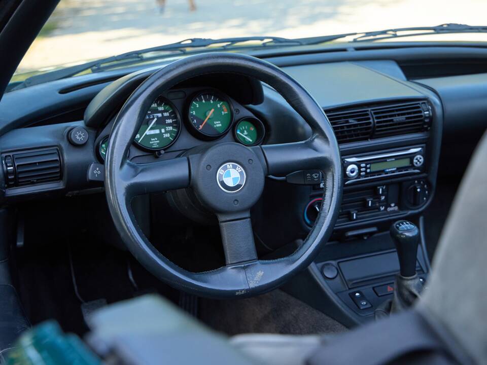 Bild 17/21 von BMW Z1 Roadster (1989)