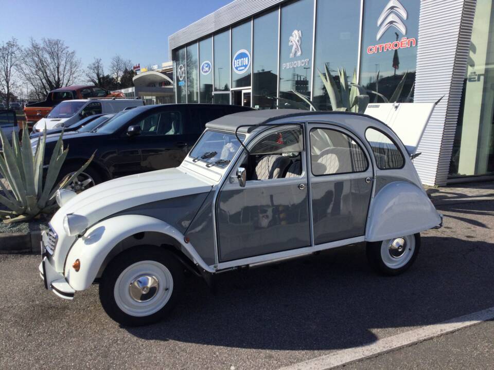 Image 1/19 of Citroën 2 CV 6 (1987)