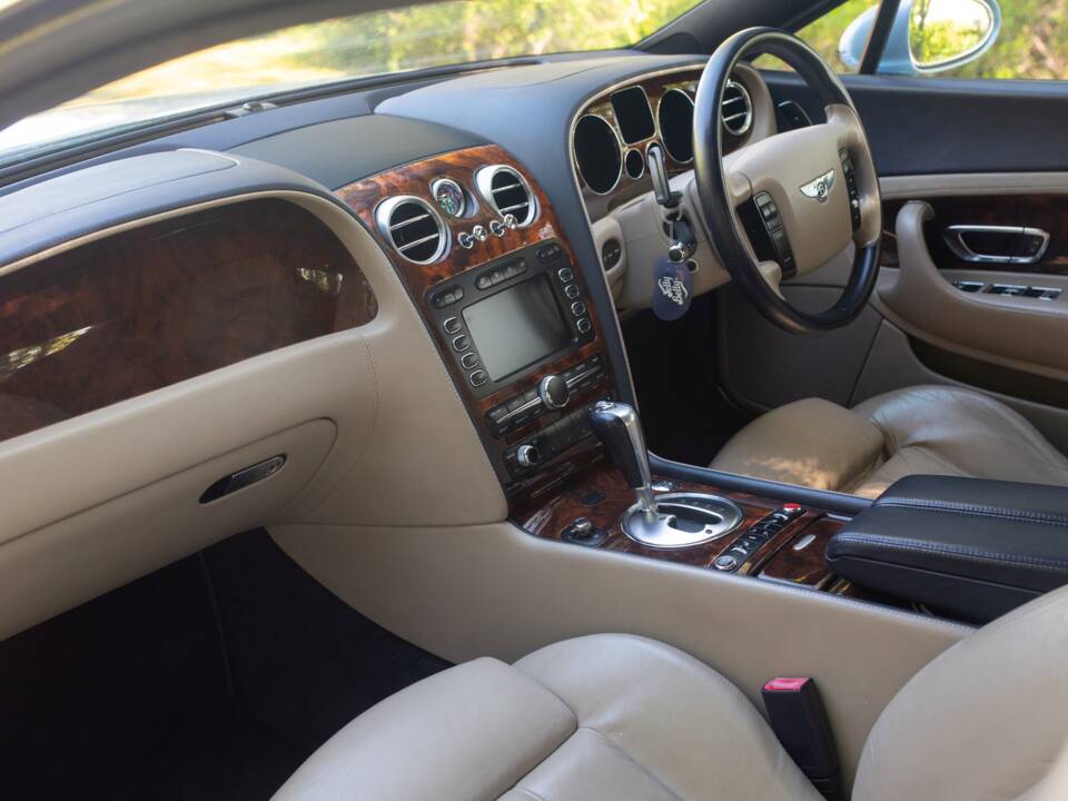 Imagen 3/4 de Bentley Continental GT (2007)